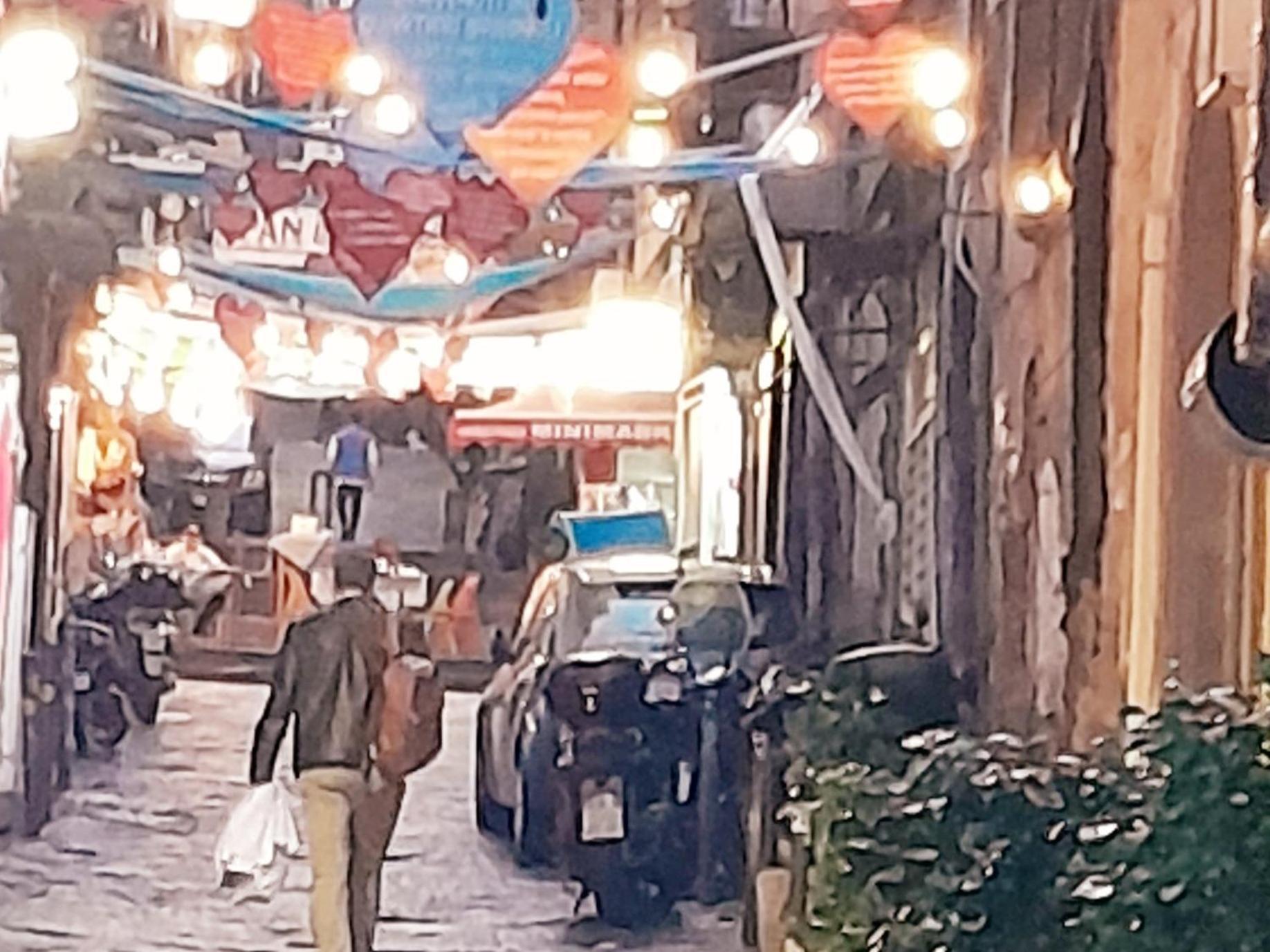 דירות נאפולי Piazza Carita' Centro Storico מראה חיצוני תמונה